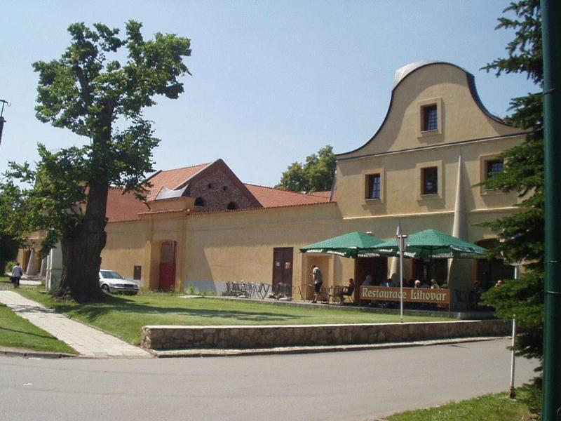 Hotel Antoň Telč Buitenkant foto